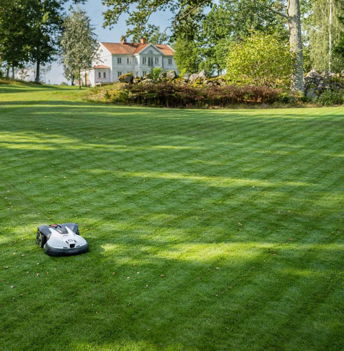 Husqvarna Automower 430V NERA mit Garage