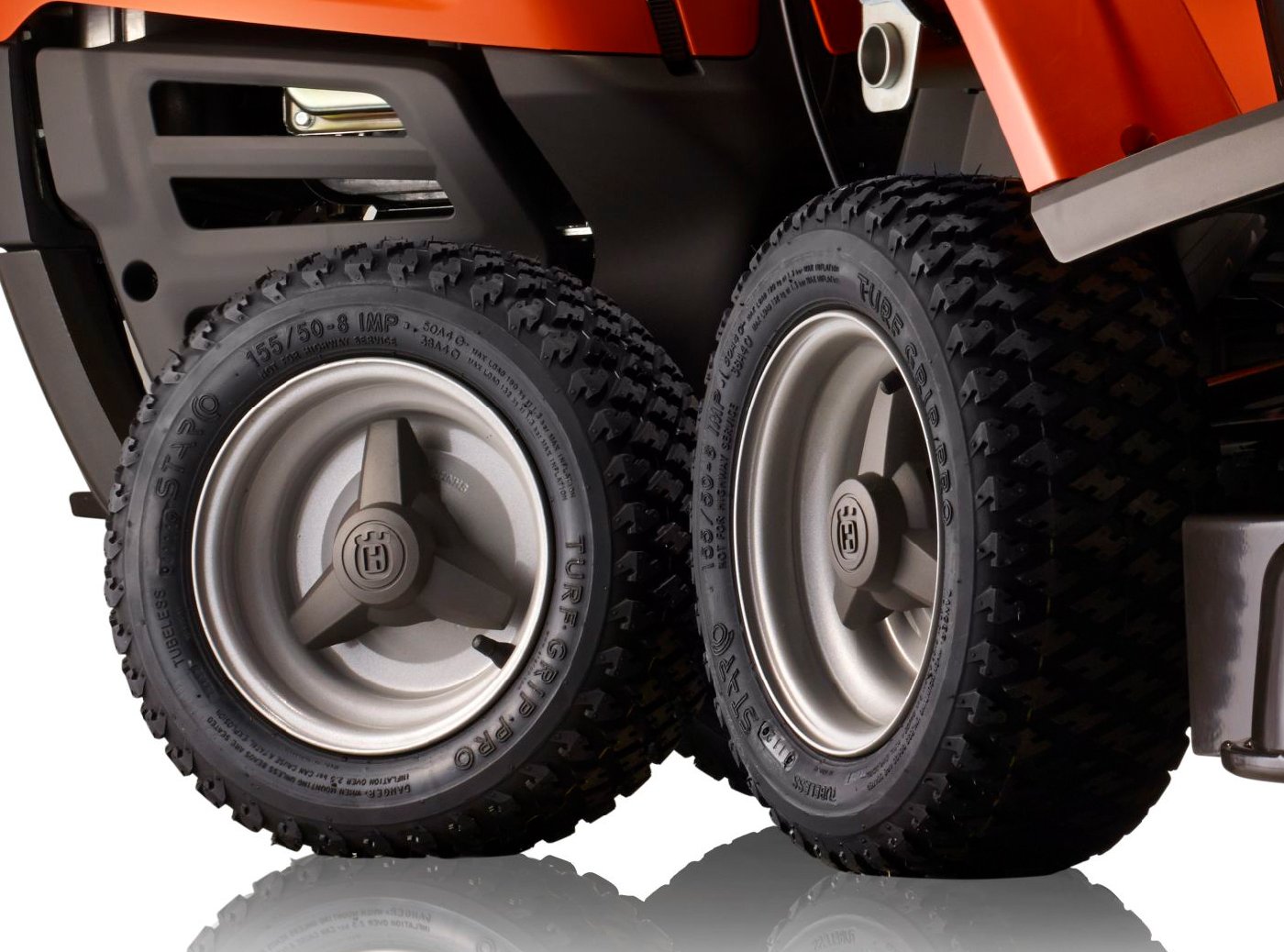 Husqvarna Frontmäher R 112C mit Mähdeck Combi 85