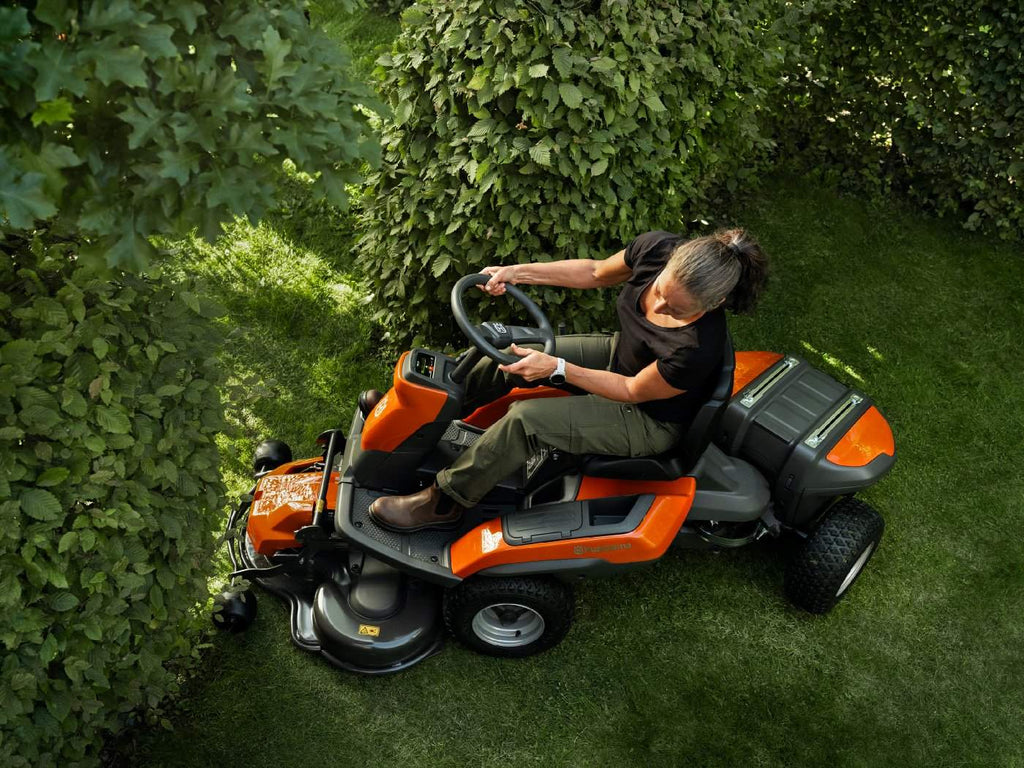 Husqvarna Akku-Frontmäher R 200iX AWD Dualbatterie - Grundgerät ohne Mähwerk