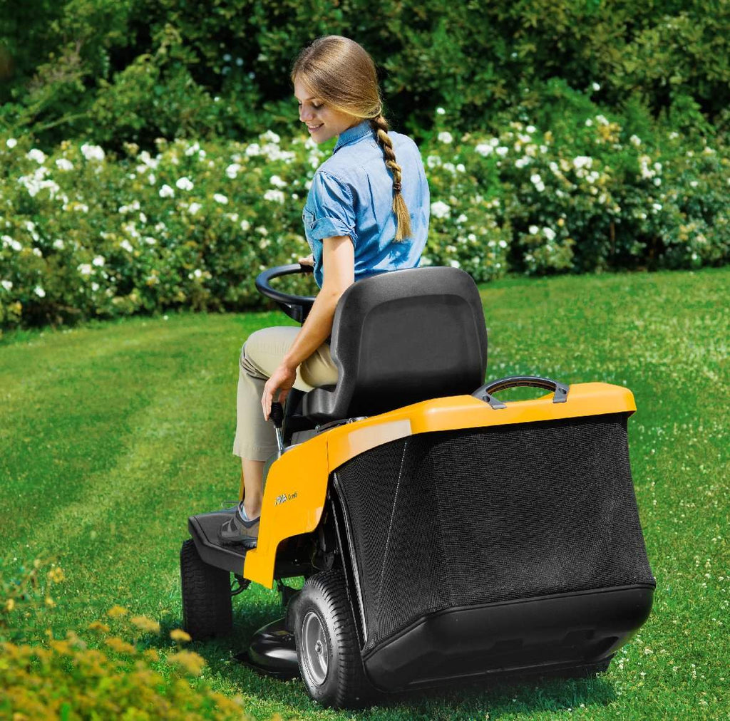 Stiga Aufsitzmäher Combi 166 mit Mulchkit und Deflektor