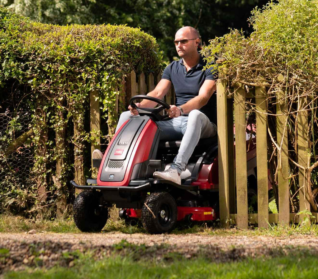 Toro Akku-Rasentraktor eS3200DC