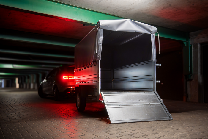 Führerschein B Anhänger GARDEN TRAILER 230 KIPP mit Stützrad, zusätzlichen Bordwänden, Hochplane und Hochspriegel H800-Neu